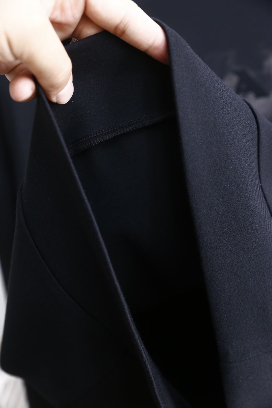 🔥普拉*/Pr*da.2025秋季新品男士套头卫衣！奢华经典品牌字母LOGO搭配👍🏼采用高档顶级🔝面料，