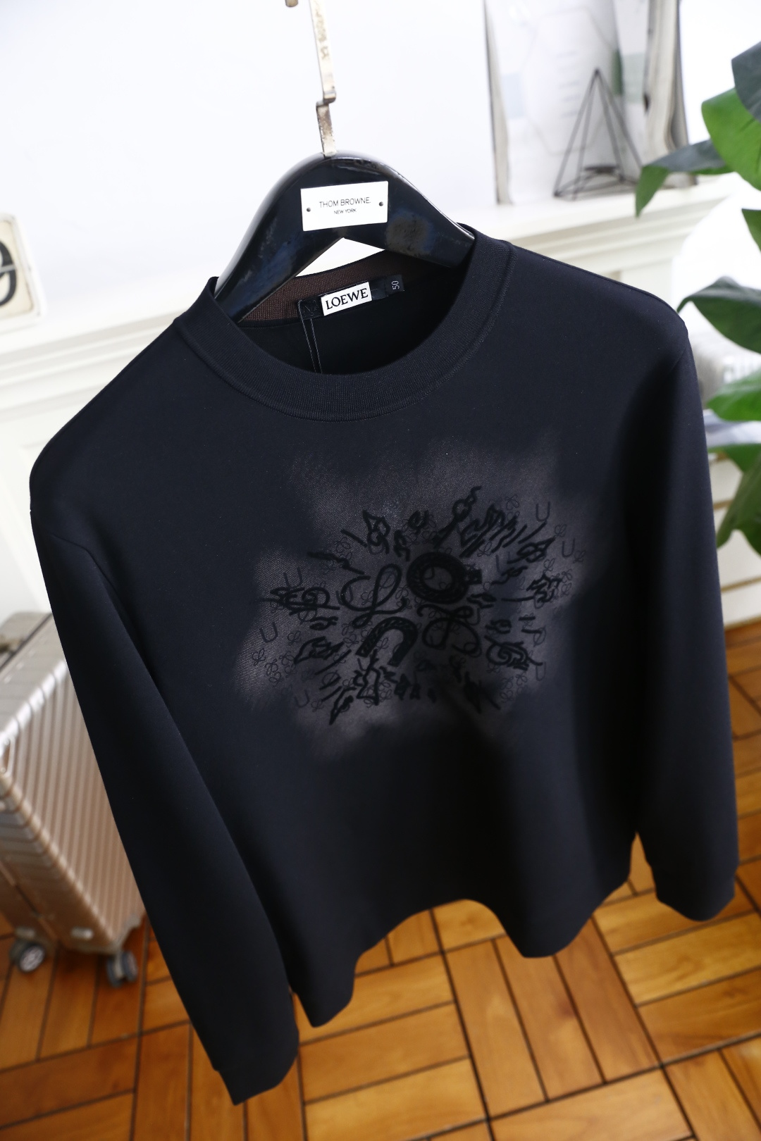 🔥罗意威.2025秋季新品时尚男士圆领卫衣🔥奢华经典品牌LOGO设计！绝对经得起时间的考验！！采用高档舒