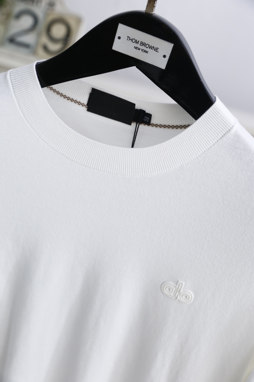 🔥alo.2025秋季新品男士针织长袖衫👍🏼时尚经典圆领设计！胸前品牌字母设计👍高级定制百搭款式 任何人