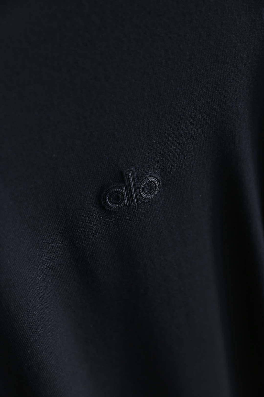 🔥alo.2025秋季新品男士针织长袖衫👍🏼时尚经典圆领设计！胸前品牌字母设计👍高级定制百搭款式 任何人