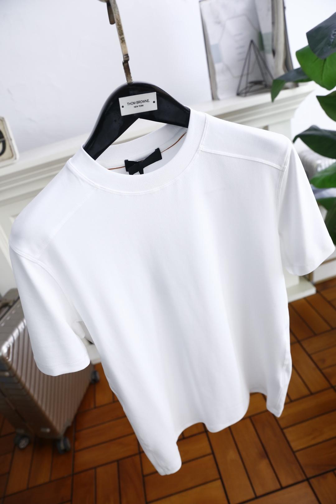 🔥杰尼*/Ze*na.2025秋季新品男士净版短袖👍🏼时尚经典圆领设计！高级定制百搭款式 任何人都可以轻