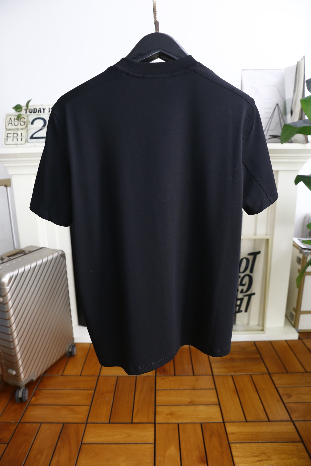 🔥杰尼*/Ze*na.2025秋季新品男士净版短袖👍🏼时尚经典圆领设计！高级定制百搭款式 任何人都可以轻