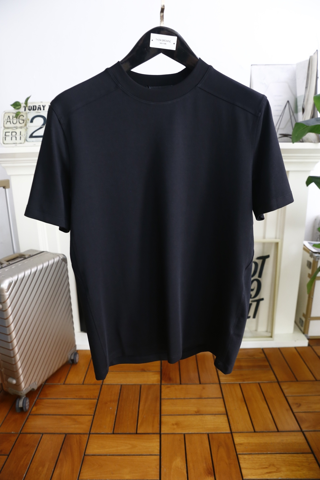 🔥杰尼*/Ze*na.2025秋季新品男士净版短袖👍🏼时尚经典圆领设计！高级定制百搭款式 任何人都可以轻