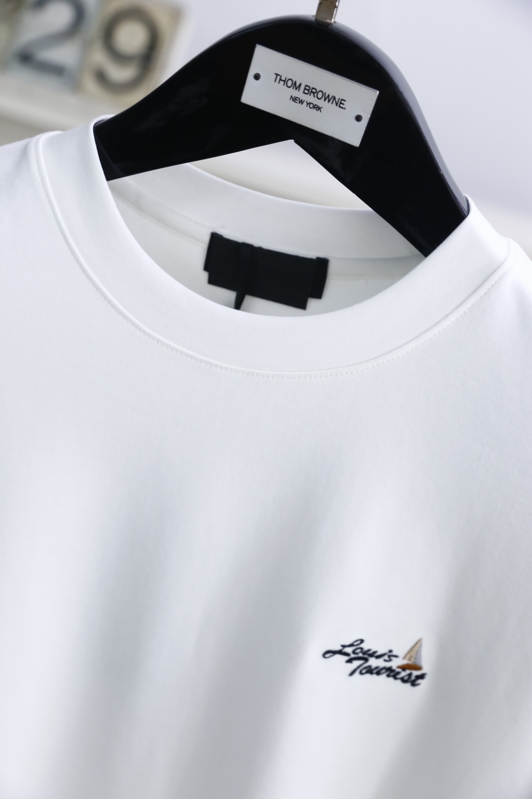 🔥路易威*/LV.2025秋季新款！时尚男士圆领短袖🍃采用进口舒适匹马棉面料👍衣橱里不可或缺的百搭利器，