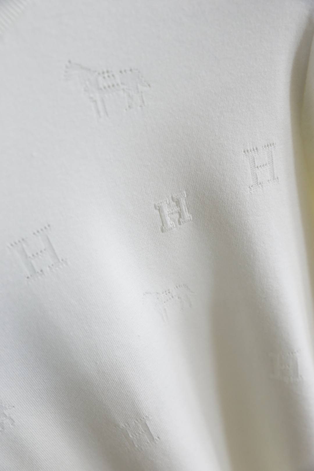 🔥爱马4/Her*es.2025秋季新品🆕时尚百搭圆领长袖针织衫🧶奢华品牌经典元素LOGO设计👍🏻走线更