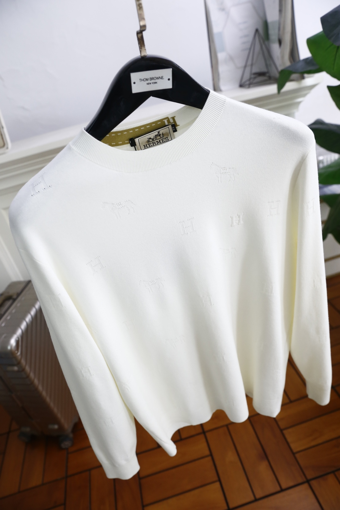 🔥爱马4/Her*es.2025秋季新品🆕时尚百搭圆领长袖针织衫🧶奢华品牌经典元素LOGO设计👍🏻走线更