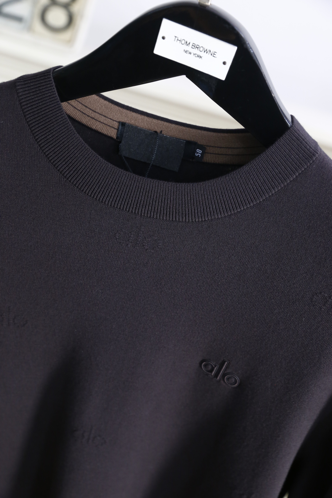 🔥alo.2025秋季新品男士长袖针织衫👍🏼独家呈现！奢华品牌字母LOGO搭配✅超级百搭极符合美学基调的