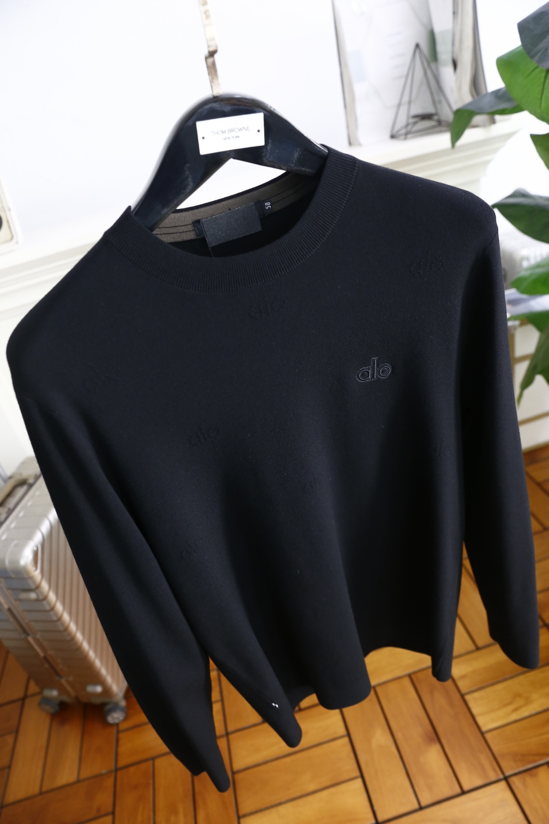 🔥alo.2025秋季新品男士长袖针织衫👍🏼独家呈现！奢华品牌字母LOGO搭配✅超级百搭极符合美学基调的