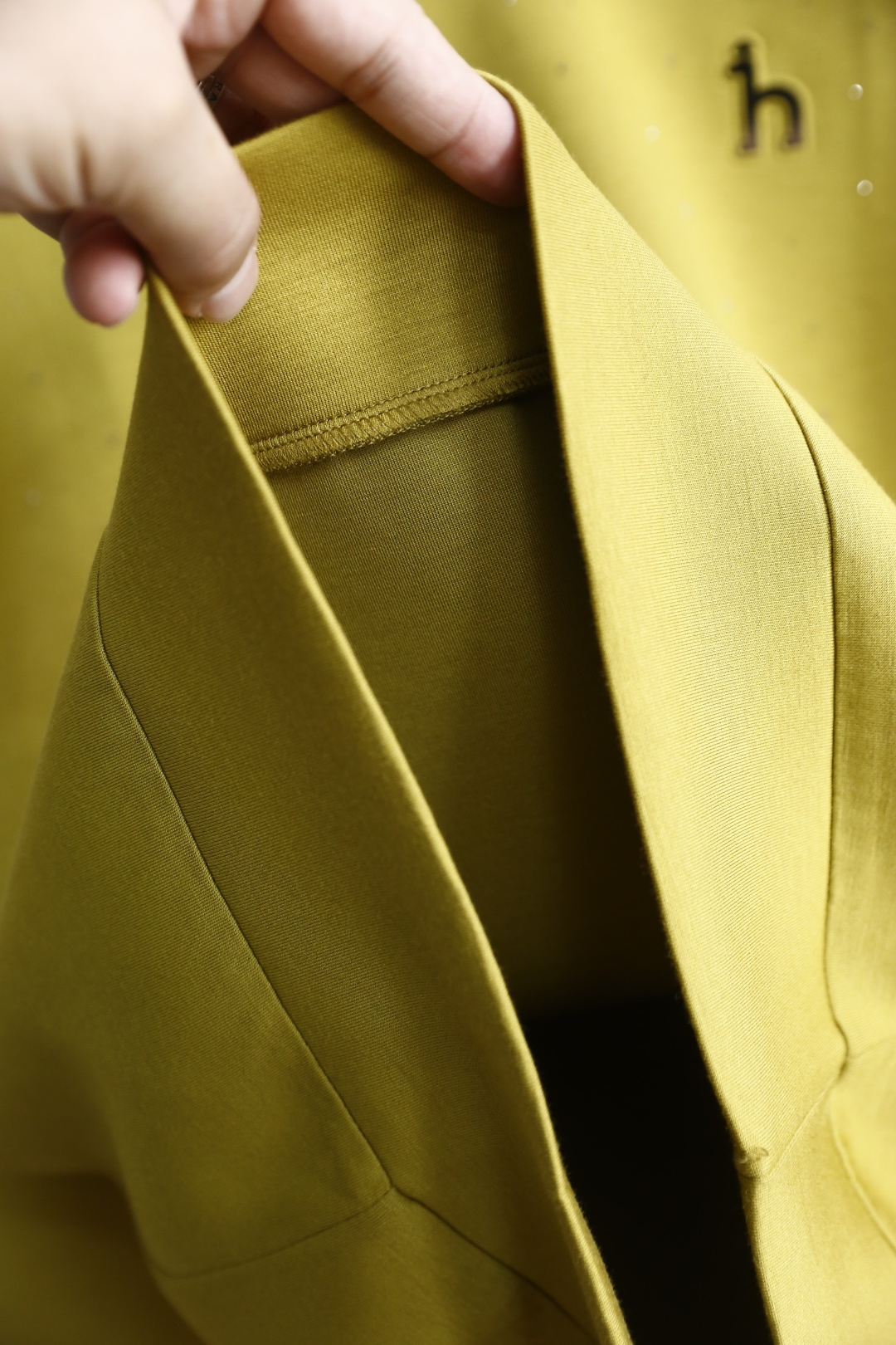 🔥爱马*/Herm*s.2025秋季新品时尚男士圆领卫衣🔥奢华经典品牌元素设计！绝对经得起时间的考验！！