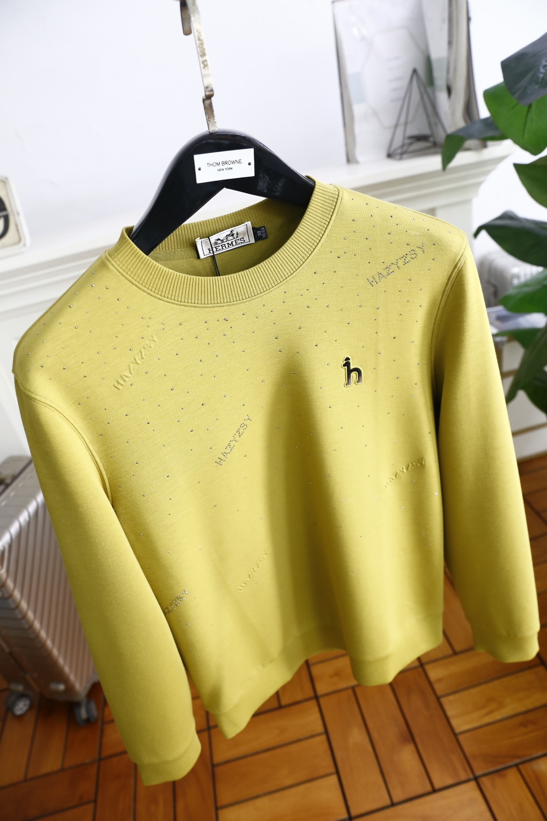 🔥爱马*/Herm*s.2025秋季新品时尚男士圆领卫衣🔥奢华经典品牌元素设计！绝对经得起时间的考验！！