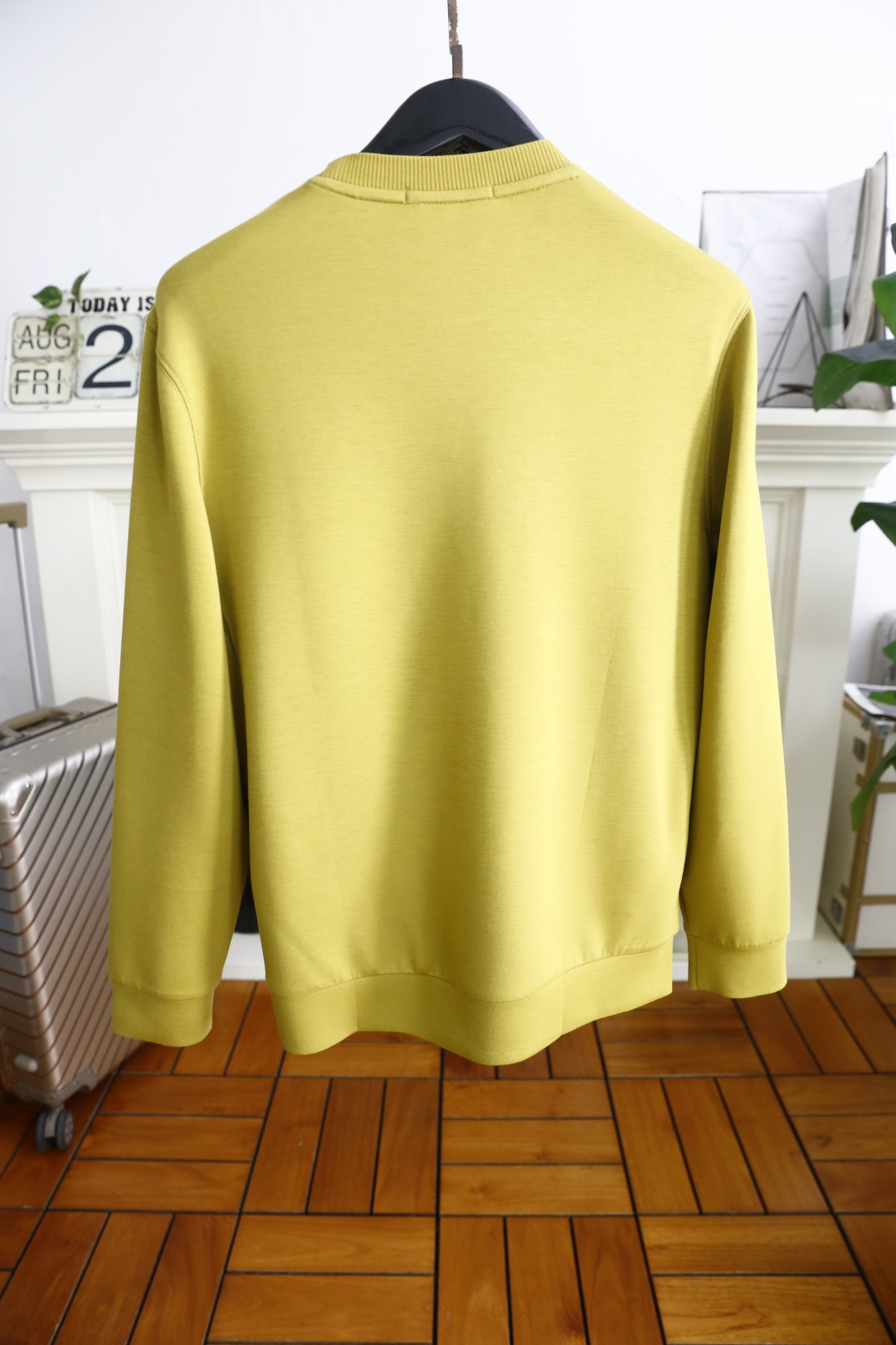 🔥爱马*/Herm*s.2025秋季新品时尚男士圆领卫衣🔥奢华经典品牌元素设计！绝对经得起时间的考验！！