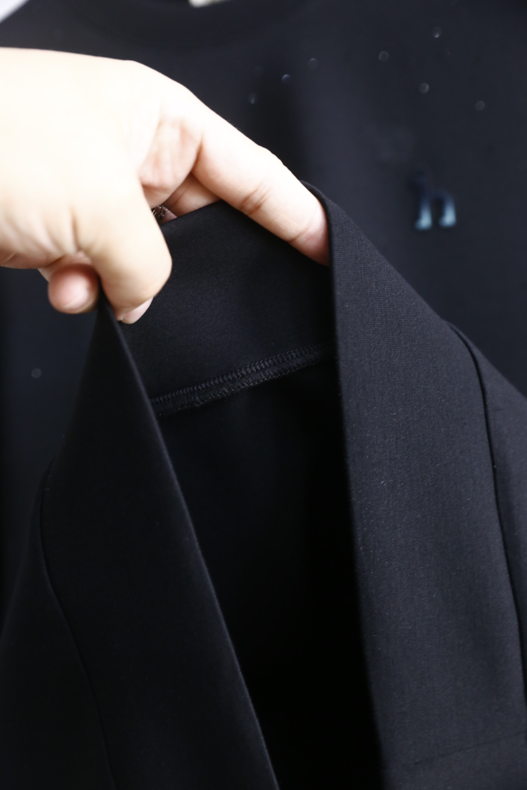 🔥爱马*/Herm*s.2025秋季新品时尚男士圆领卫衣🔥奢华经典品牌元素设计！绝对经得起时间的考验！！