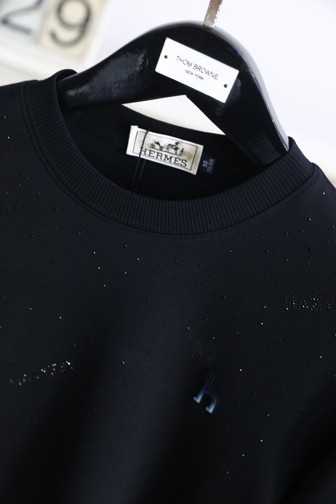 🔥爱马*/Herm*s.2025秋季新品时尚男士圆领卫衣🔥奢华经典品牌元素设计！绝对经得起时间的考验！！