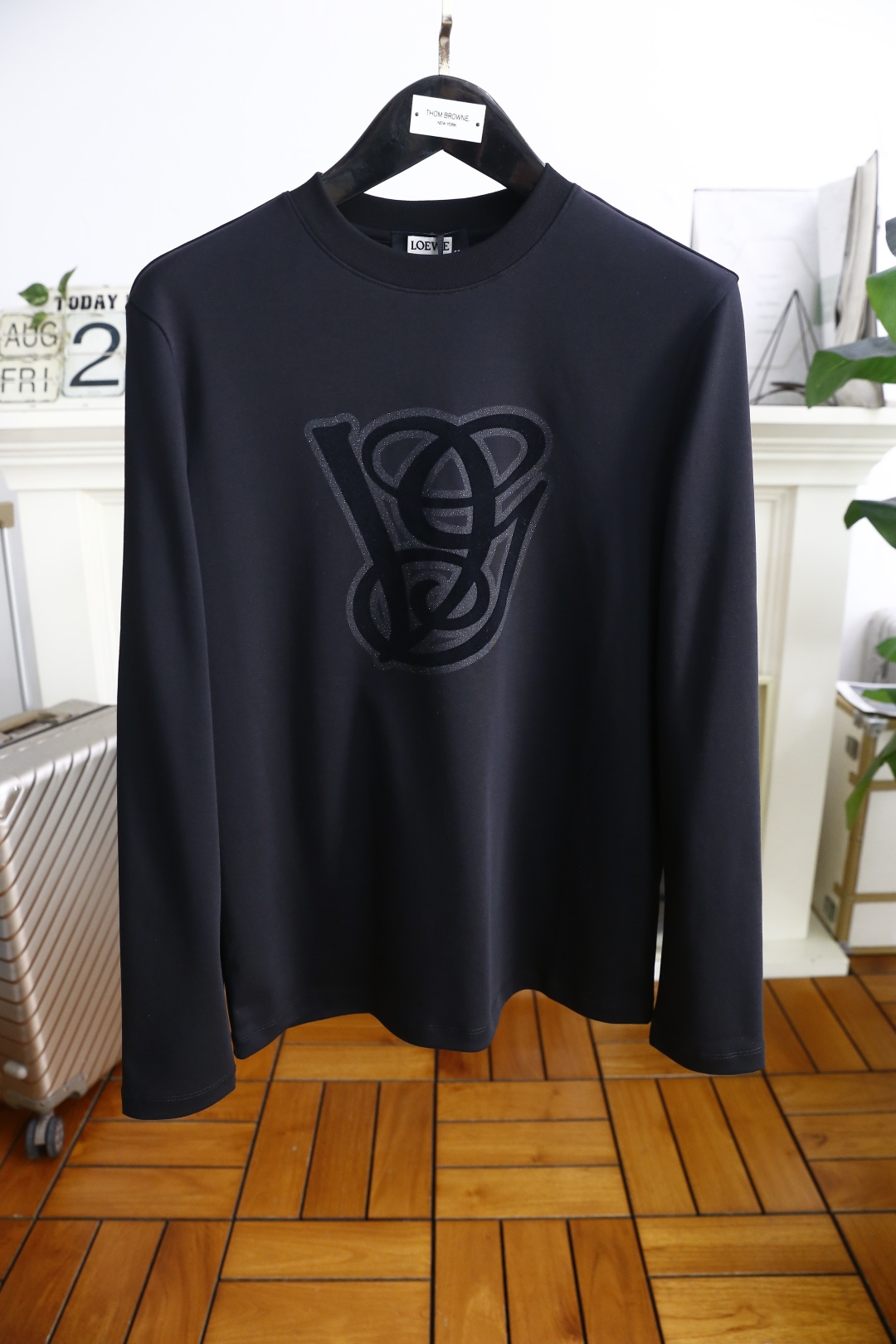🔥罗意威.2025秋季新品时尚男士圆领长袖🔥胸前奢华定制LOGO设计！绝对经得起时间的考验！！采用高档舒