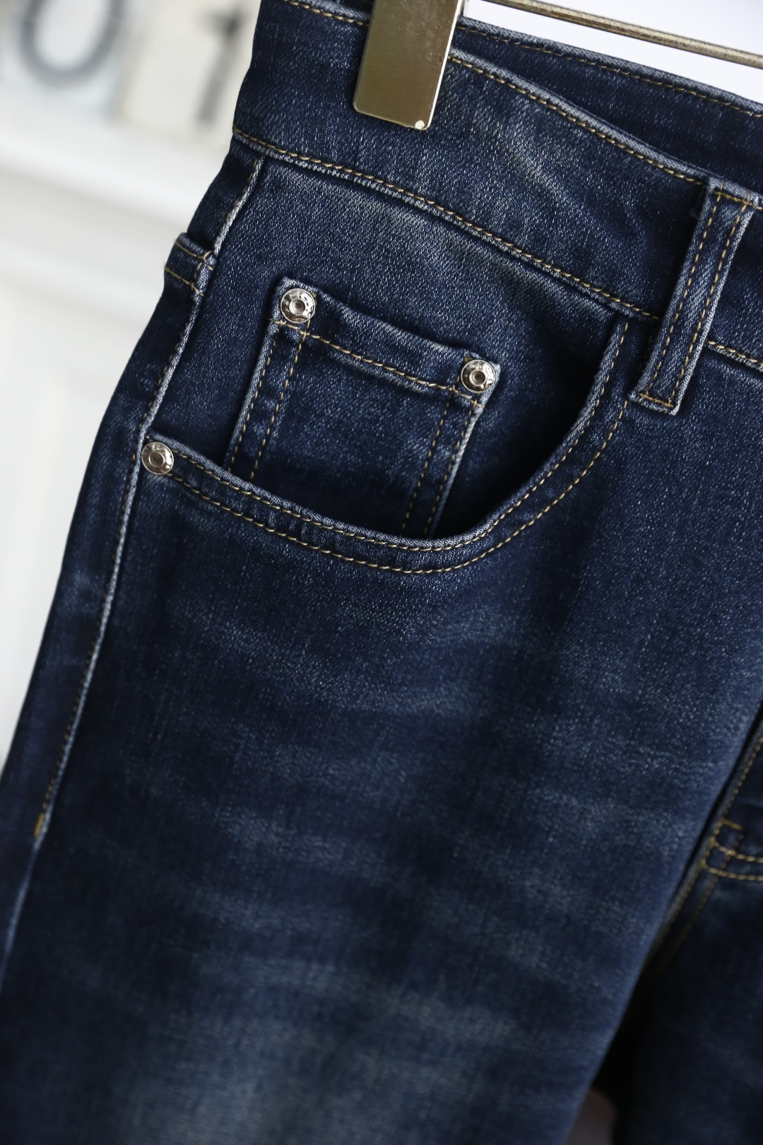 🔥普拉*/Pr*da.25秋季新品时尚男士牛仔裤👖采用客供水洗弹力牛仔裤！奢华经典三角标Logo设计！时