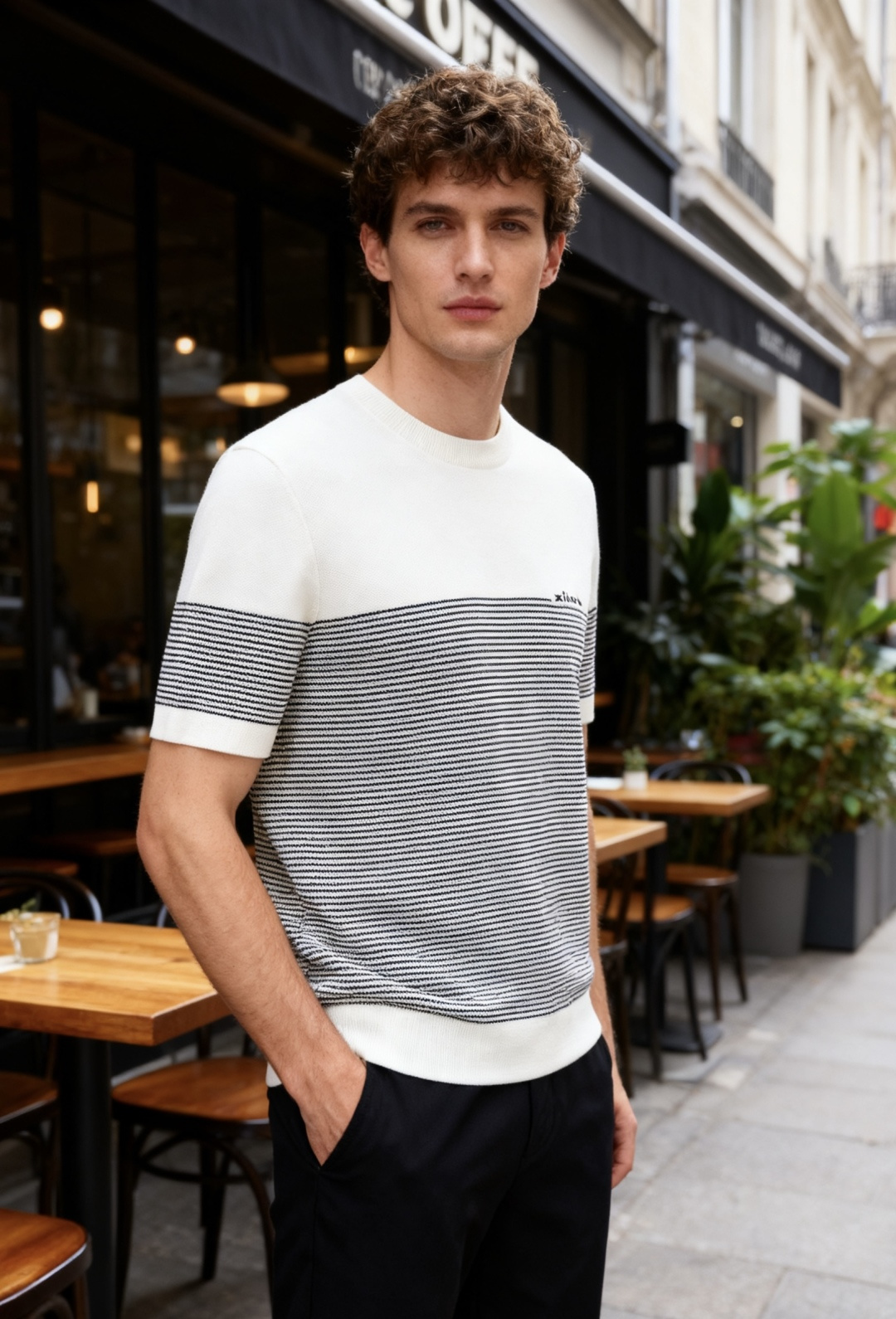 NO:524651,Kiton. 2025 autumn new men's round neck sweater high-end custom versatile styles that anyone can easily control. It uses high-end and comfortable knitted fabric!  Luxury classic contrasting stripes and brand LOGO design, which is very high-end and must-have if you understand the goods!  The style and tailoring are slim styles, which are very exquisite, showing aura and highlighting the exquisiteness of business men. This is the unique feature, the right slim fit, and the upper body effect is very good!  Counter size M-4XL, shipped the next day!  ,alexander wang19860909kiton. 2025秋季新品男士圆领针织衫高级定制百搭款式 任何人都可以轻松驾驭 采用高档舒适针织面料！奢华经典撞色条纹搭配品牌LOGO设计,非常显档次懂货的必须入！版型剪裁属于修身款 非常精致,显气场,又会凸显商务男士的精致,这就是独到之处,恰到好处的修身,上身效果非常赞！专柜尺码M-4XL,隔天出货！,,alexander wang,Men's clothing