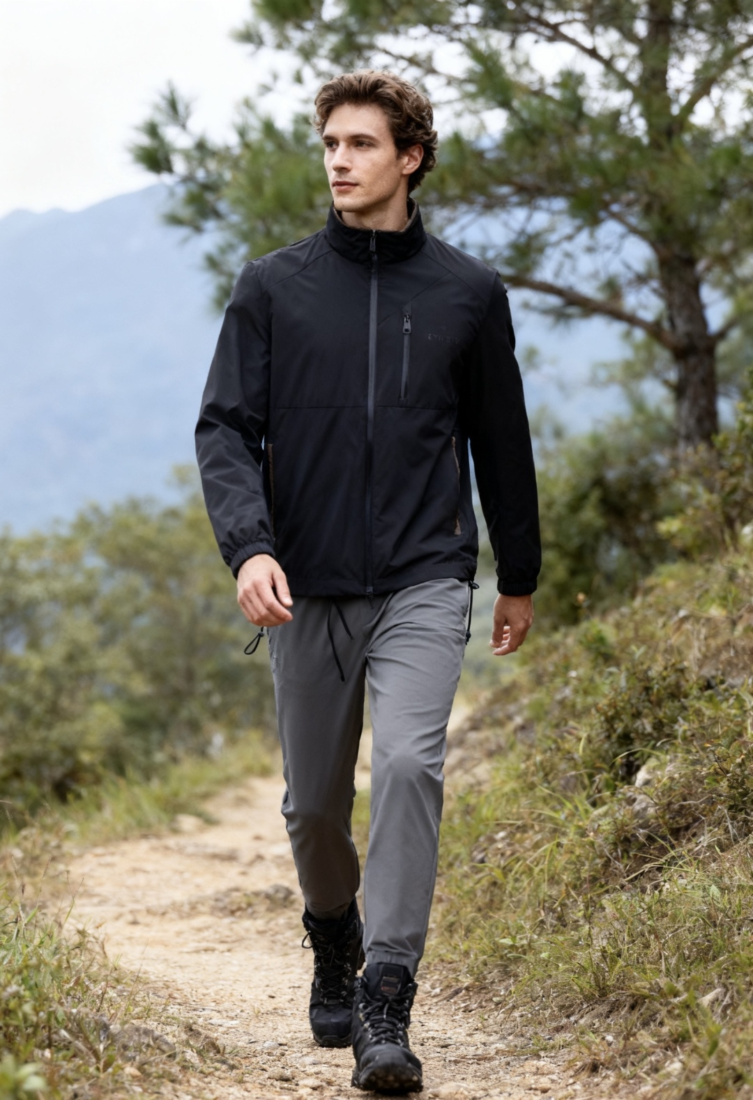 NO:524648,Mon*ler. New product for 2025 autumn!  Fashionable men's stand-up collar zipper jacket!  Comfortable and versatile!  A very popular item!  The classic brand LOGO on the chest is made of comfortable and warm fabric, with high-quality heavy material, very delicate texture, exquisite and exquisite detailing and exquisite auxiliary materials. All the accessories are provided by foreign merchants. It is a single item with extremely high shaping. The shape on the street is absolutely eye-catching, and it is an excellent equipment that can be selected from thousands of people!  Counter size M-3XL, shipped the next day!  ,Moncler,jackets & coats,alexander wang19860909蒙口/Mon*ler. 2025秋季新品！时尚男士立领拉链夹克！舒适百搭！人气极高的一款单品！胸前经典品牌LOGO搭配采用舒适保暖面料高克重材质,质感非常细腻,细节工艺精湛考究,辅料皆为外商客供,塑造性极高的一款单品,出街造型绝对招眼吸睛,万里挑一的绝佳装备！专柜尺码M-3XL,隔天出货！,,Moncler,jackets & coats,alexander wang,Men's clothing