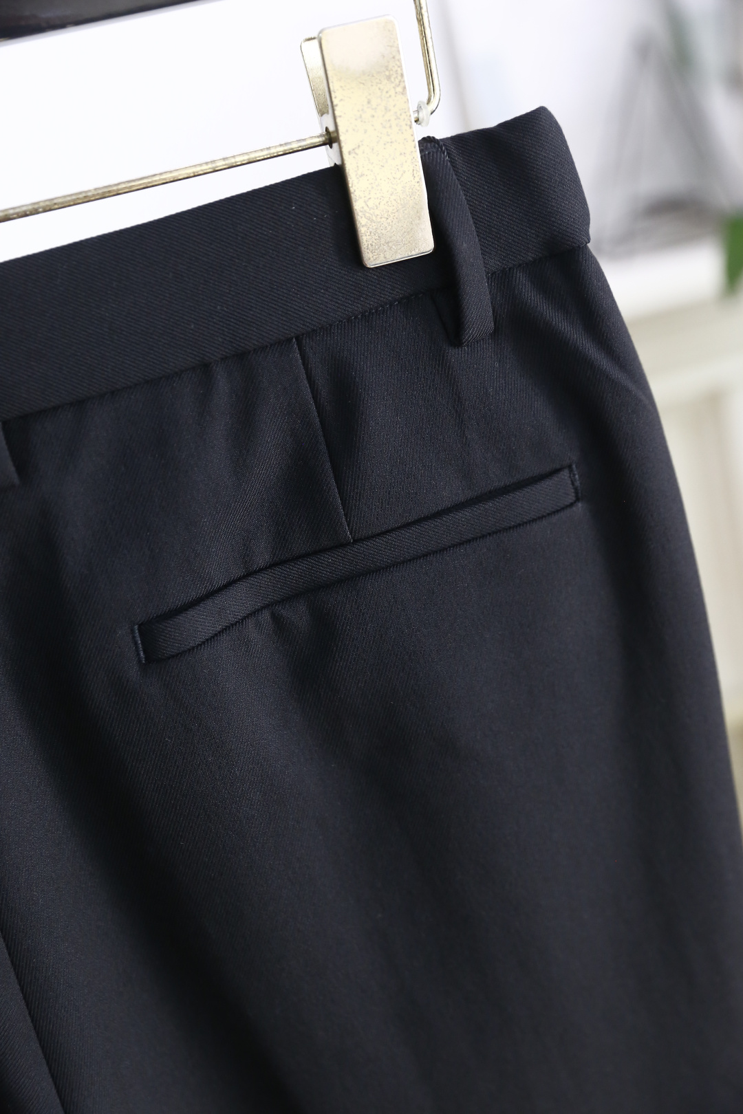 🔥杰尼*/Ze*na.2025秋季新款🆕时尚经典百搭休闲西裤👍采用雅赛尔天丝绵羊毛面料！简约的剪裁设计，