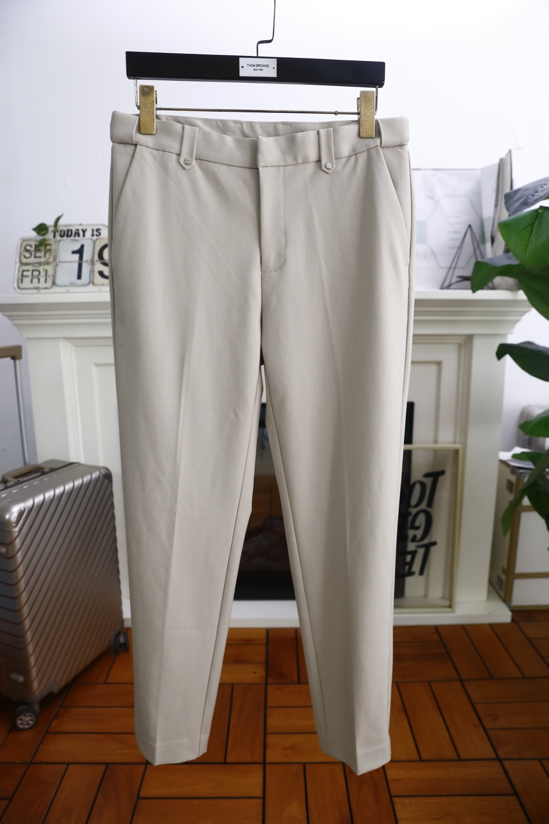 🔥杰尼*/Ze*na.2025秋季新款🆕时尚经典百搭休闲西裤👍采用雅赛尔天丝绵羊毛面料！简约的剪裁设计，