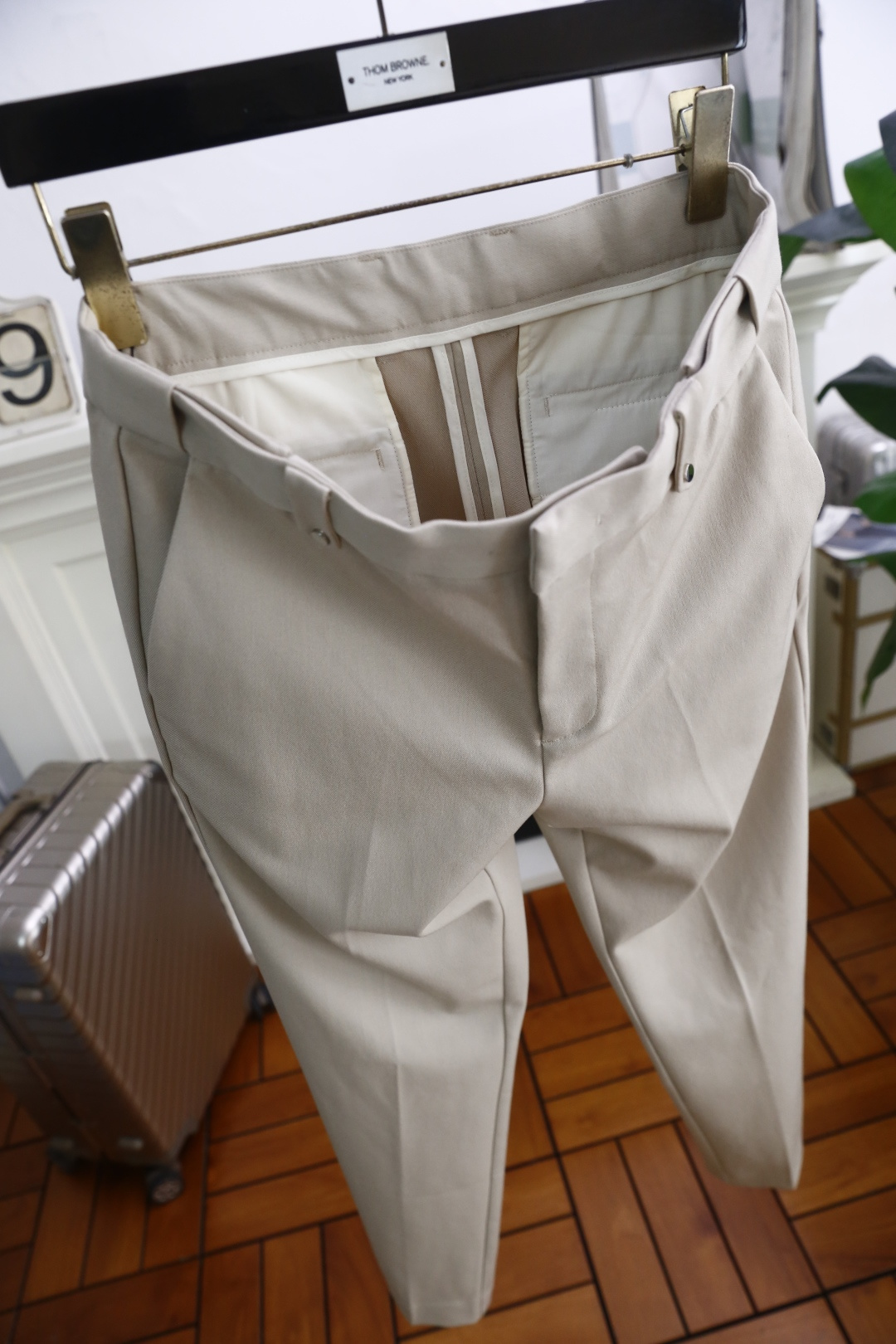 🔥杰尼*/Ze*na.2025秋季新款🆕时尚经典百搭休闲西裤👍采用雅赛尔天丝绵羊毛面料！简约的剪裁设计，