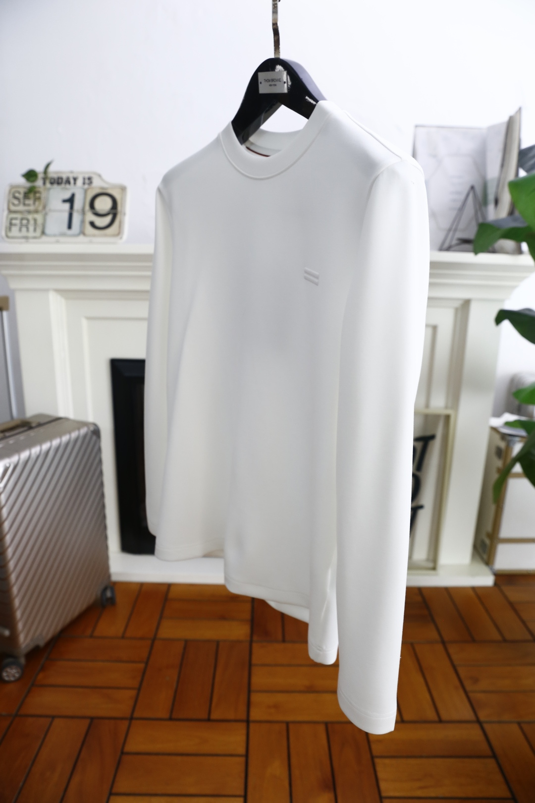 🔥杰尼*/Ze*na.2025秋季新品男士长袖打底衫！经典圆领设计🆕胸前经典品牌LOGO标识，整体版型简