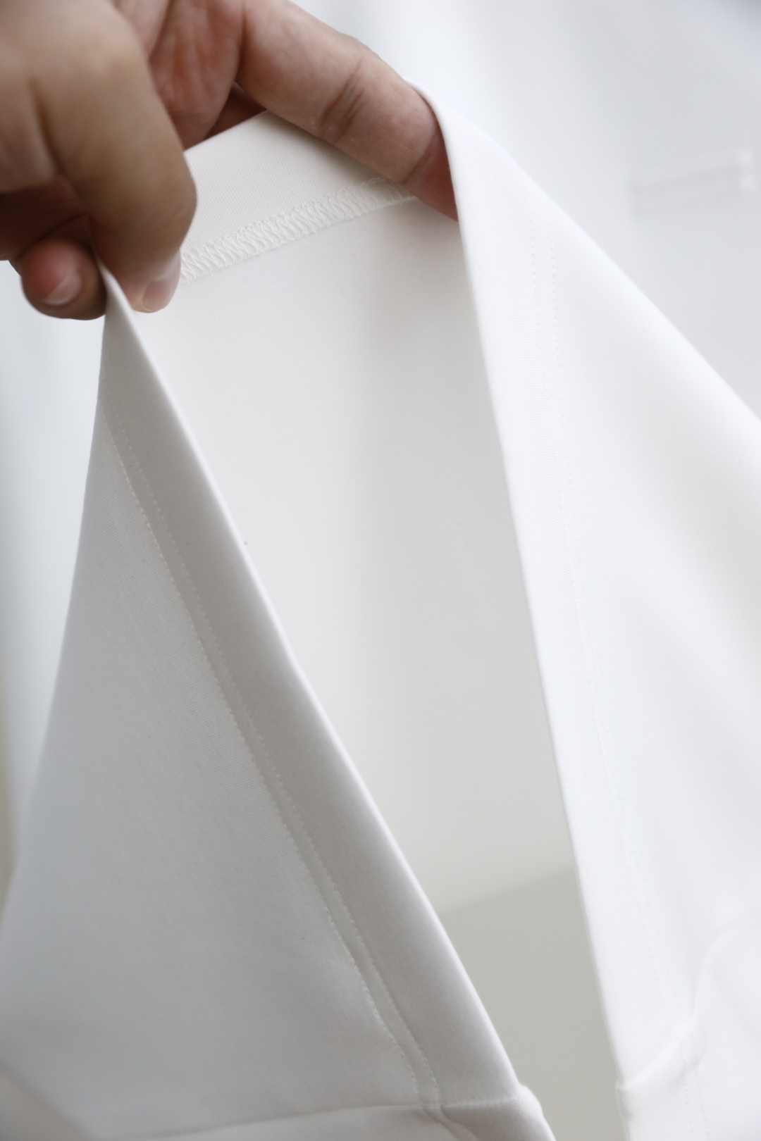 🔥杰尼*/Ze*na.2025秋季新品男士长袖打底衫！经典圆领设计🆕胸前经典品牌LOGO标识，整体版型简