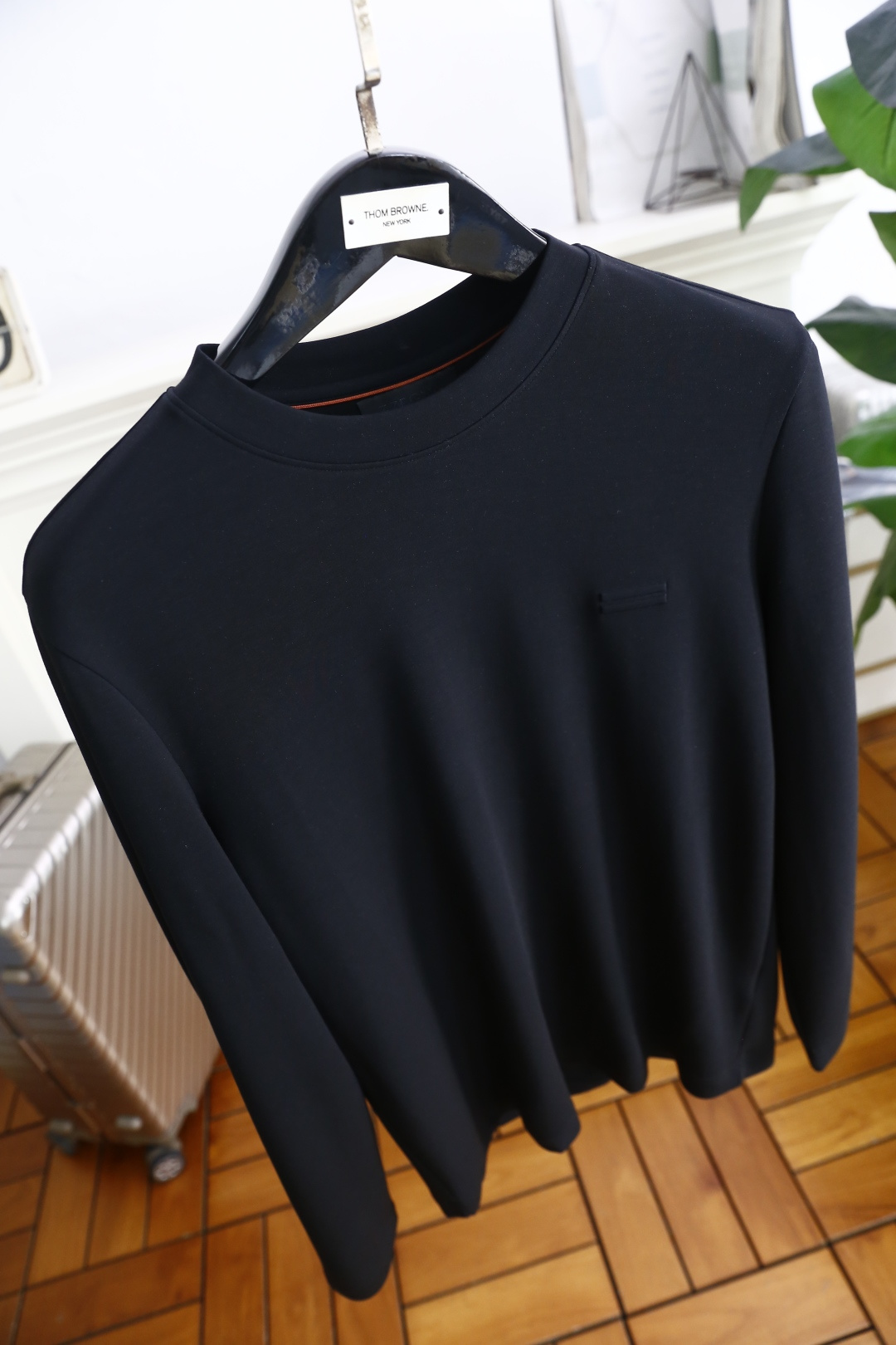 🔥杰尼*/Ze*na.2025秋季新品男士长袖打底衫！经典圆领设计🆕胸前经典品牌LOGO标识，整体版型简