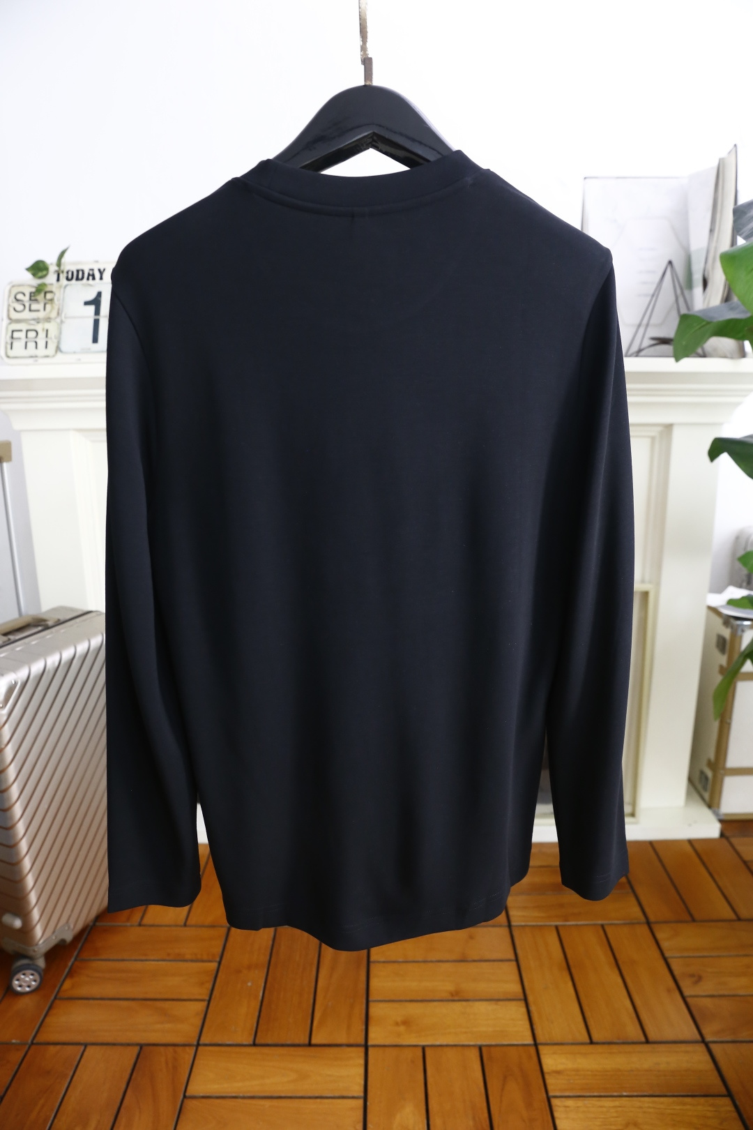 🔥杰尼*/Ze*na.2025秋季新品男士长袖打底衫！经典圆领设计🆕胸前经典品牌LOGO标识，整体版型简