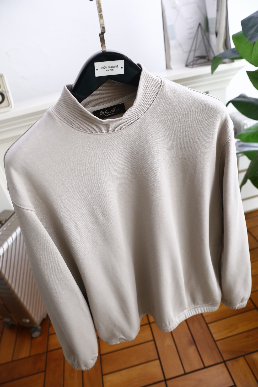 🔥lP🆕.2025秋季新品🆕时尚男士经典半高领休闲卫衣！半高领设计，袖口有收束细节，采用舒适抓绒蓄热面料