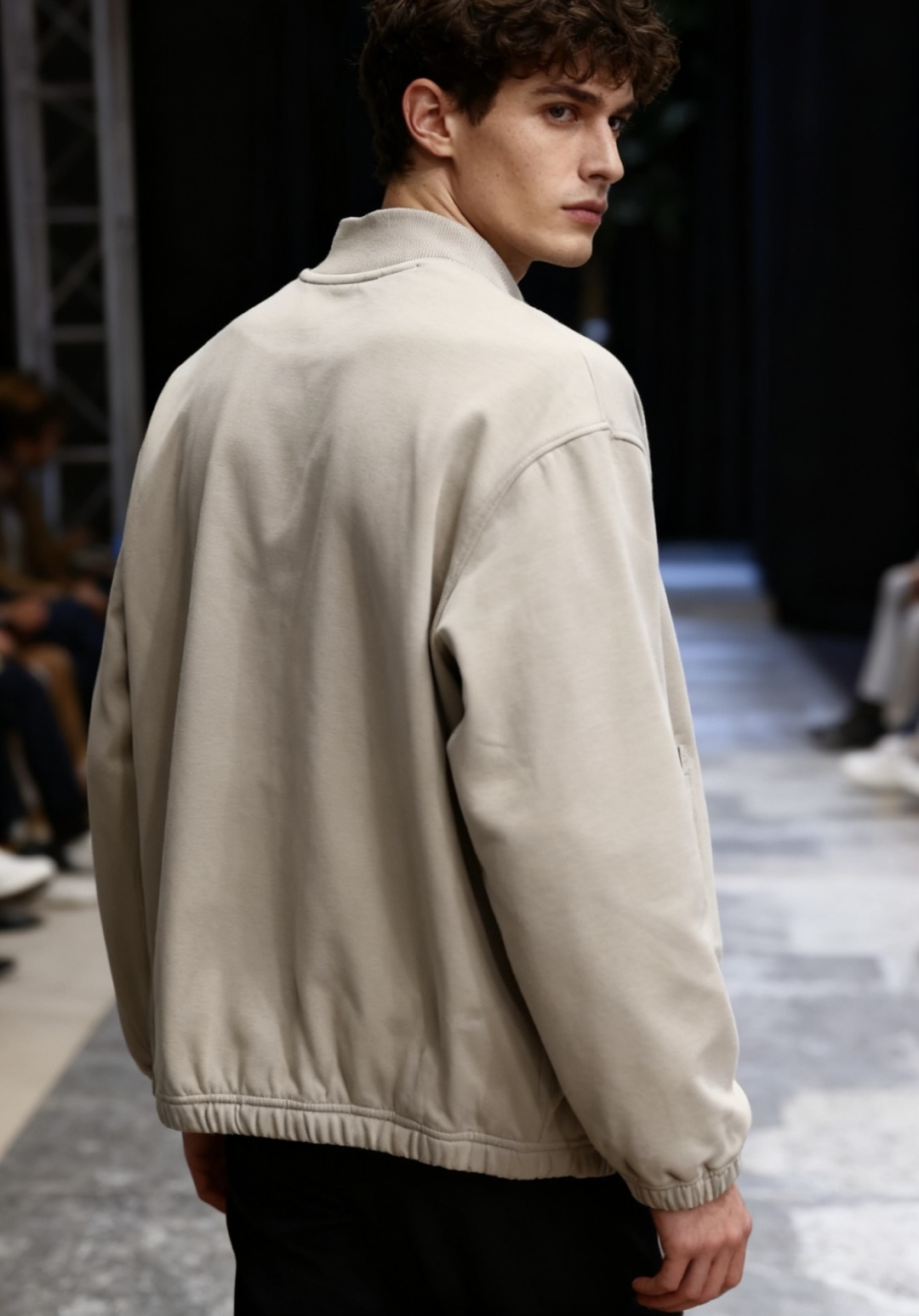 🔥lP🆕.2025秋季新品🆕时尚男士经典半高领休闲卫衣！半高领设计，袖口有收束细节，采用舒适抓绒蓄热面料