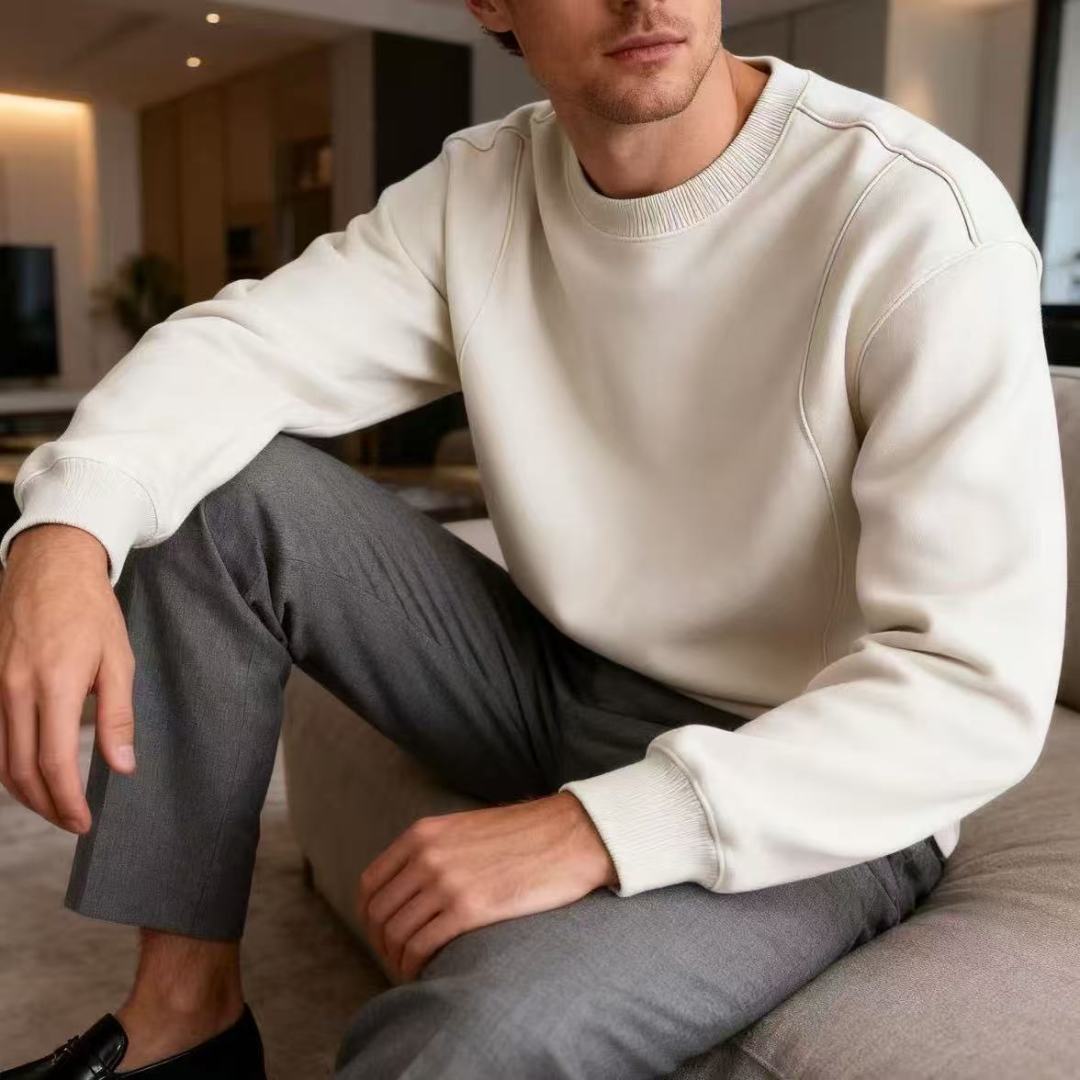 🔥杰尼*/Ze*na.25秋季新品！时尚男士百搭宽松版卫衣👍采用舒适抗菌毛圈棉面料！整体为简约圆领设计，