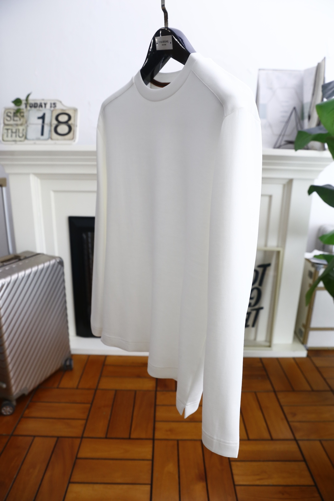 🔥杰尼*/Ze*na.2025秋季新品！时尚男士长袖圆领上衣！采用舒适天丝棉面料👍质感平整顺滑，风格偏向