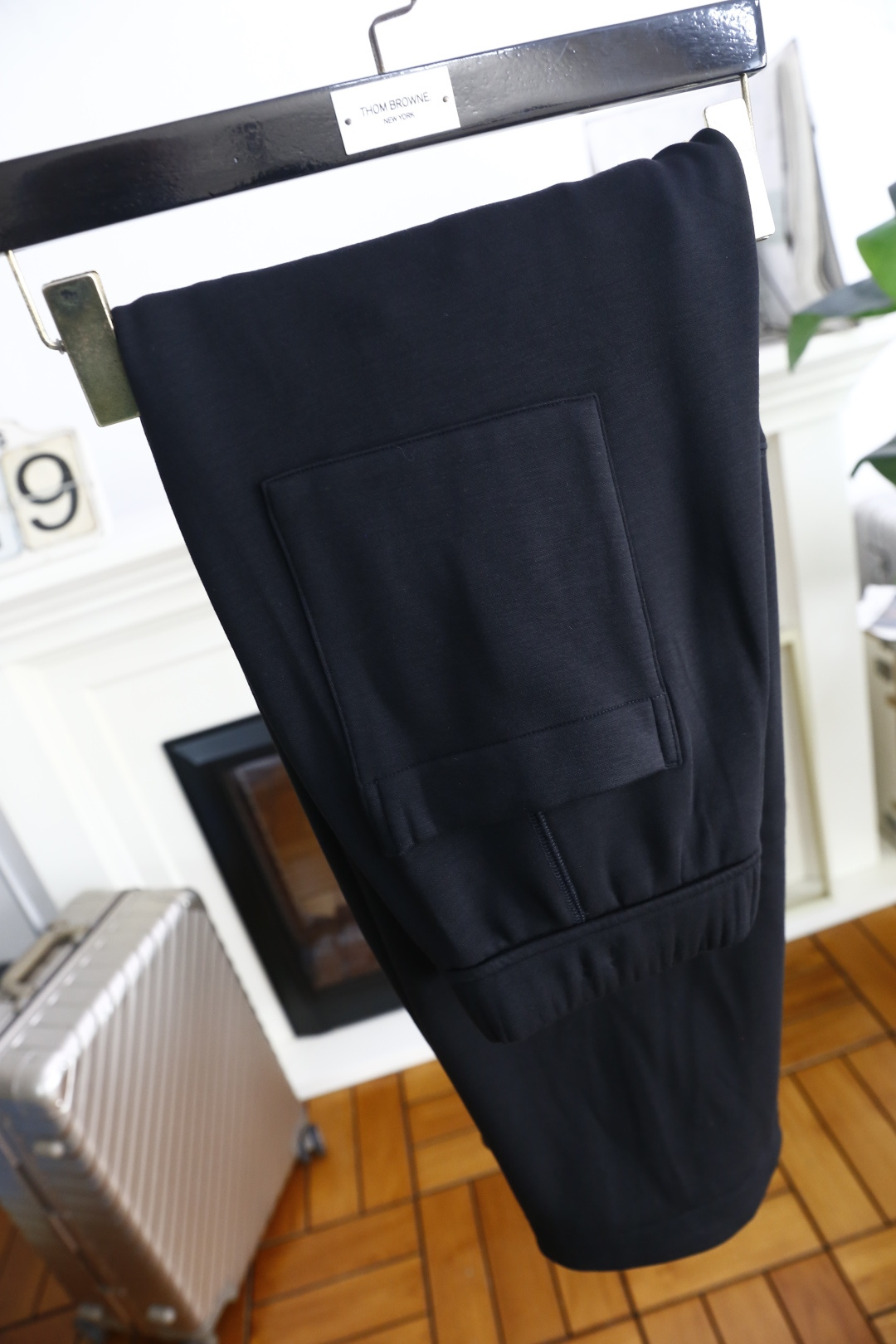 🔥杰尼*/Ze*na.2025秋季新款男士休闲宽松阔腿裤！采用加热保暖绒面料👍松紧腰设计，穿着舒适且具包