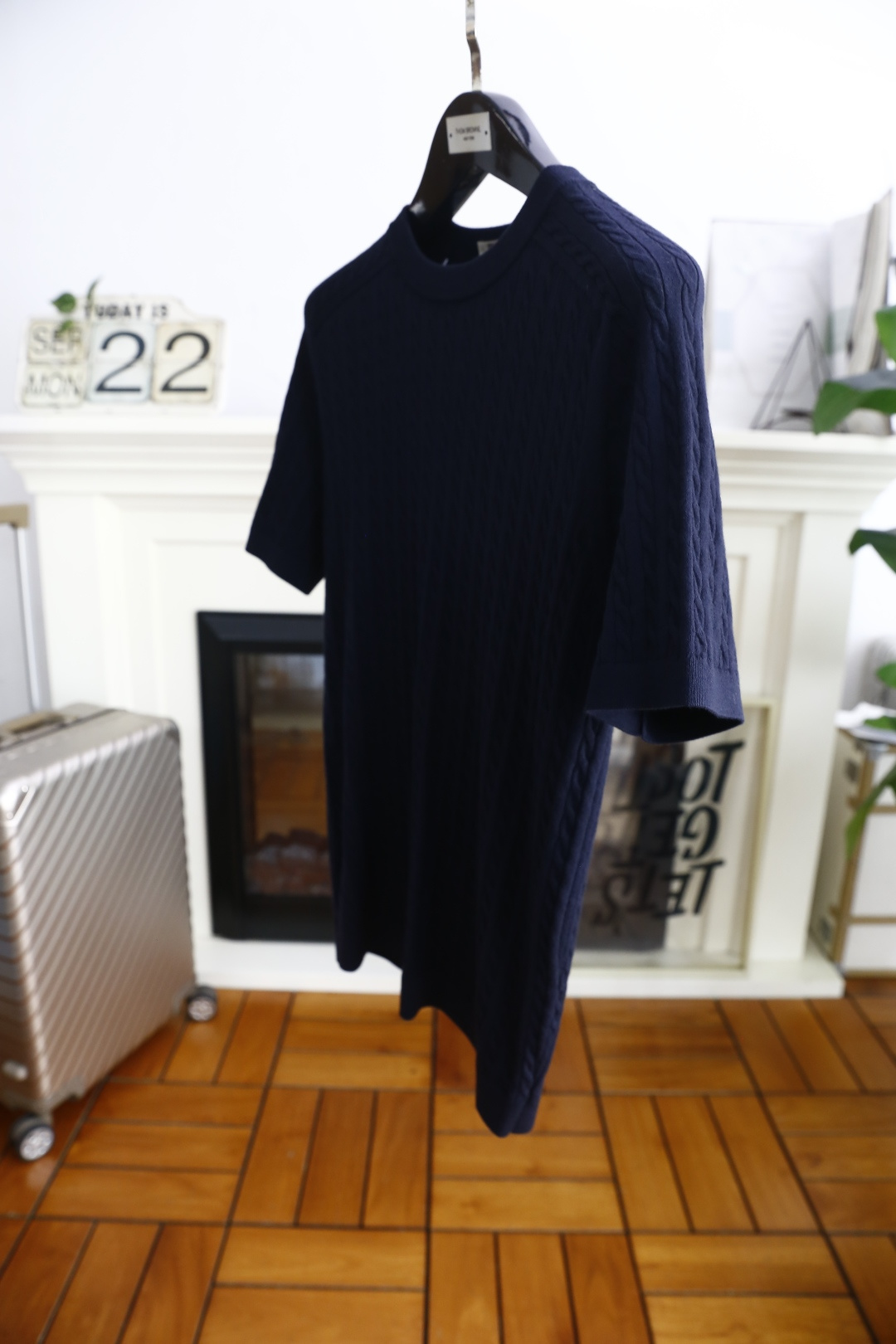 🔥Brunello Cucinelli.2025秋季新品男士绞花针织短袖上衣🆕采用经典的绞花针织工艺，纹