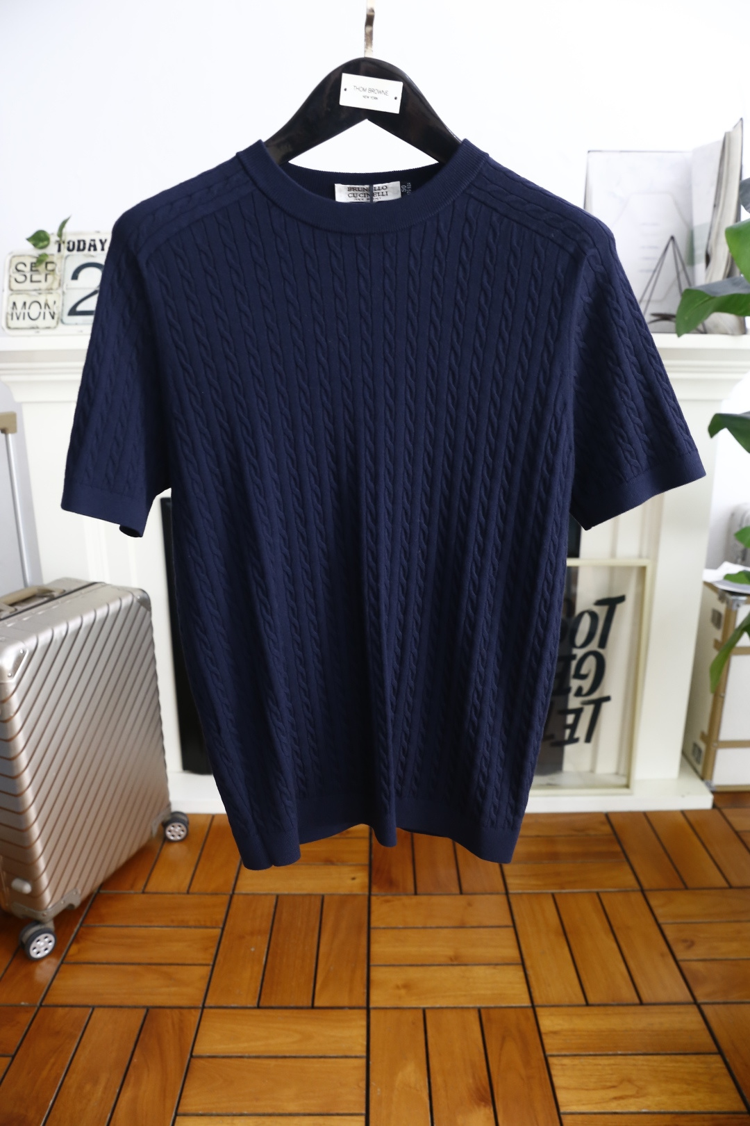 🔥Brunello Cucinelli.2025秋季新品男士绞花针织短袖上衣🆕采用经典的绞花针织工艺，纹