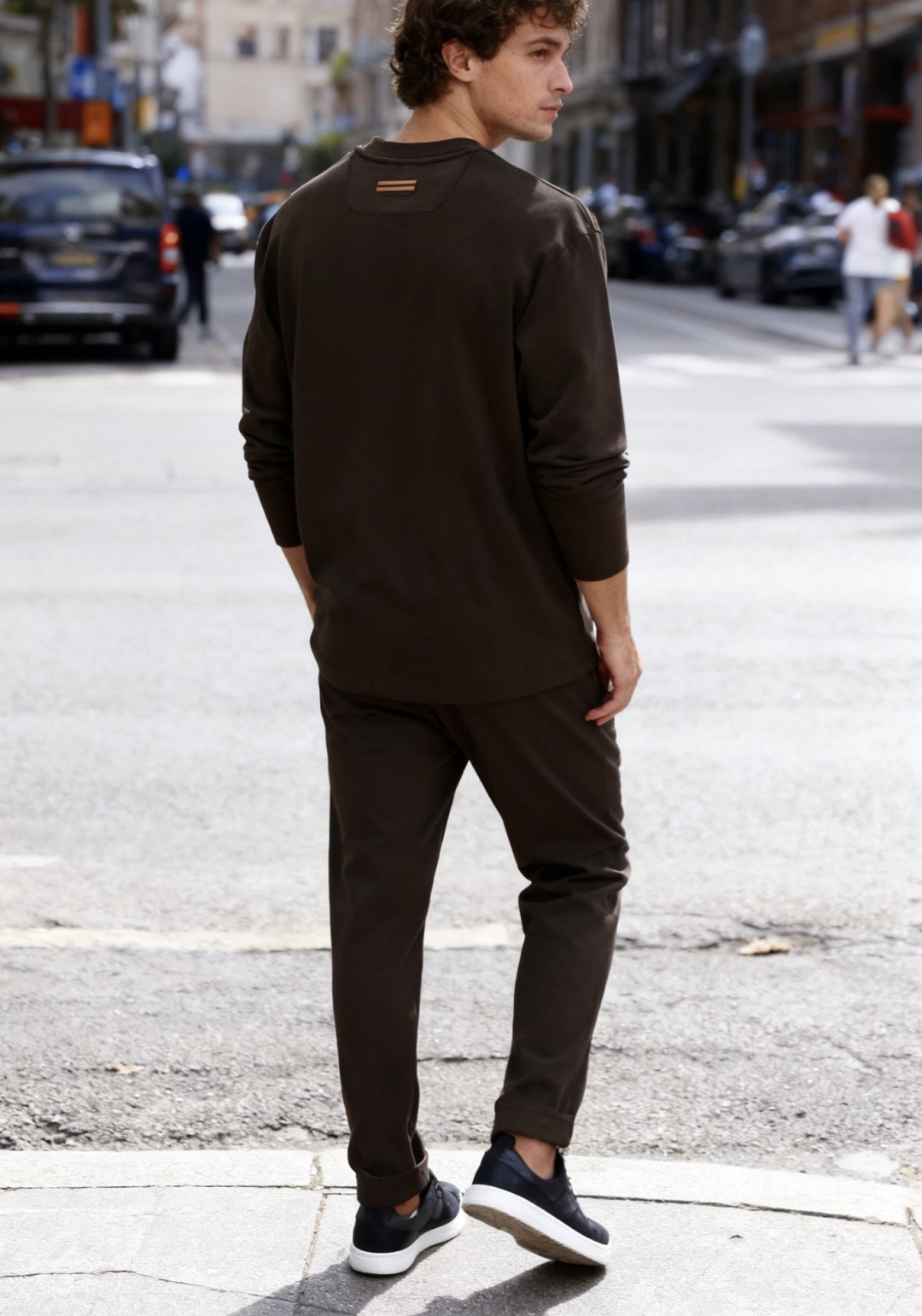 🔥杰尼*/Ze*na.2025秋季新品！时尚男士长袖圆领上衣！采用舒适天丝棉面料👍质感平整顺滑，风格偏向