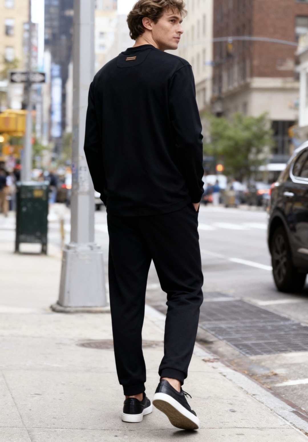 🔥杰尼*/Ze*na.2025秋季新品！时尚男士长袖圆领上衣！采用舒适天丝棉面料👍质感平整顺滑，风格偏向