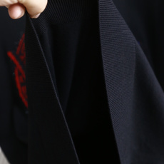 🔥范思泽/Ver*ace.2025秋季新款🆕时尚男士圆领短袖针织衫!奢华经典品牌美杜莎LOGO设计!高级 🔥范思泽/Ver*ace.2025秋季新款🆕时尚男士圆领短袖针织衫!奢华经典品牌美杜莎LOGO设计!高级
