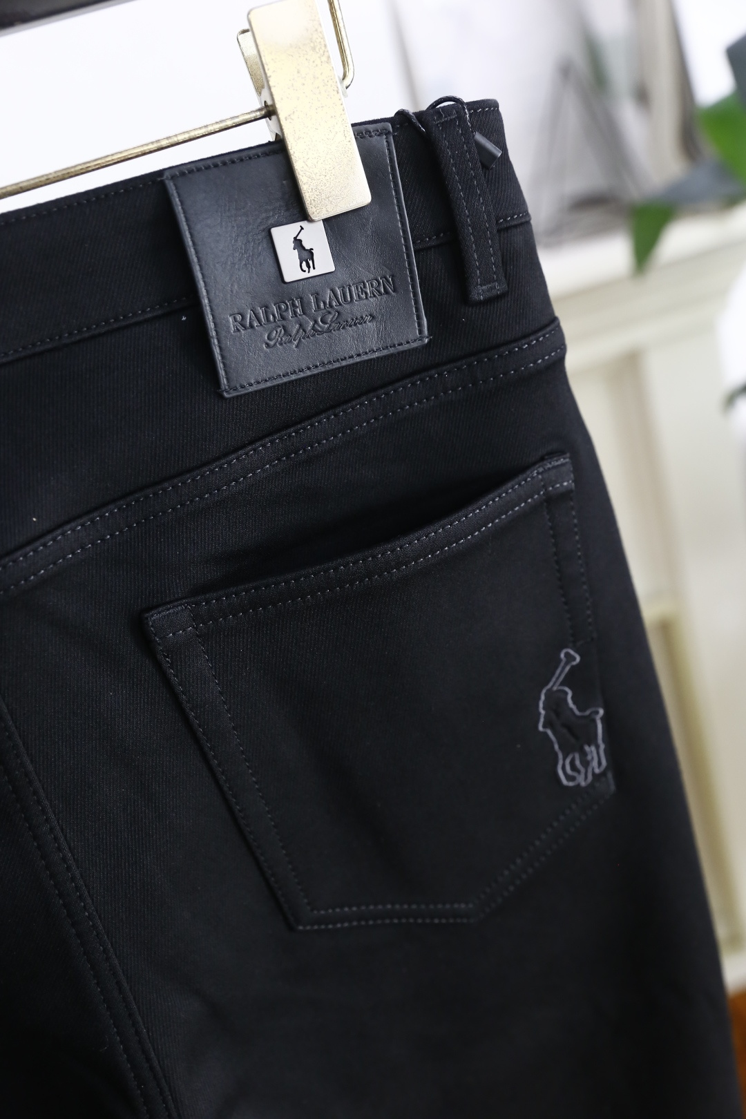 🔥保罗.2025秋季新款男士休闲裤！采用进口舒适面料，奢华经典品牌图案设计 上身随意舒服！松紧腰休闲百搭