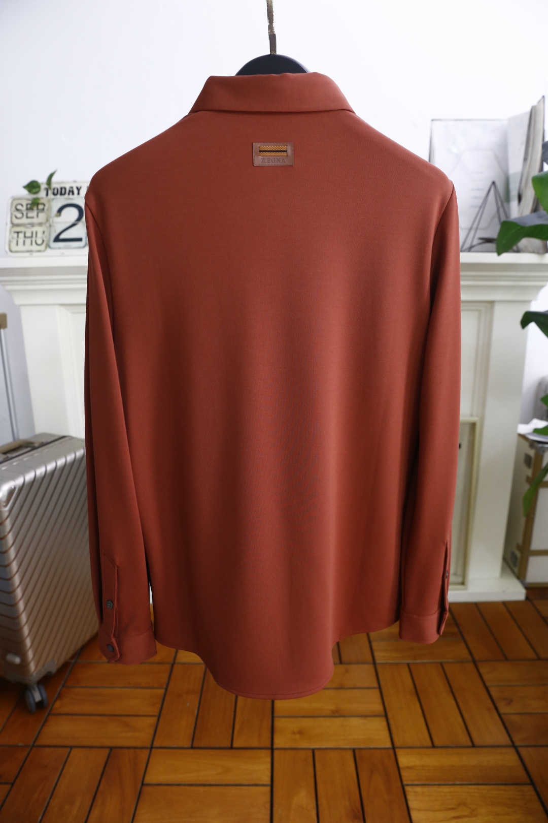 🔥杰尼*/Ze*na.25秋季新品🆕经典男士长袖衬衫👔这件衬衫为基础款，胸前奢华品牌LOGO设计👍风格简