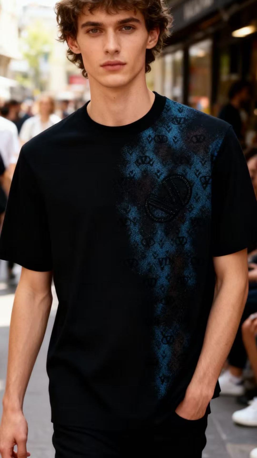 🔥华伦天奴.2025秋季新款🆕时尚男士圆领短袖针织衫！奢华经典品牌定制LOGO设计！高级定制百搭款式 任