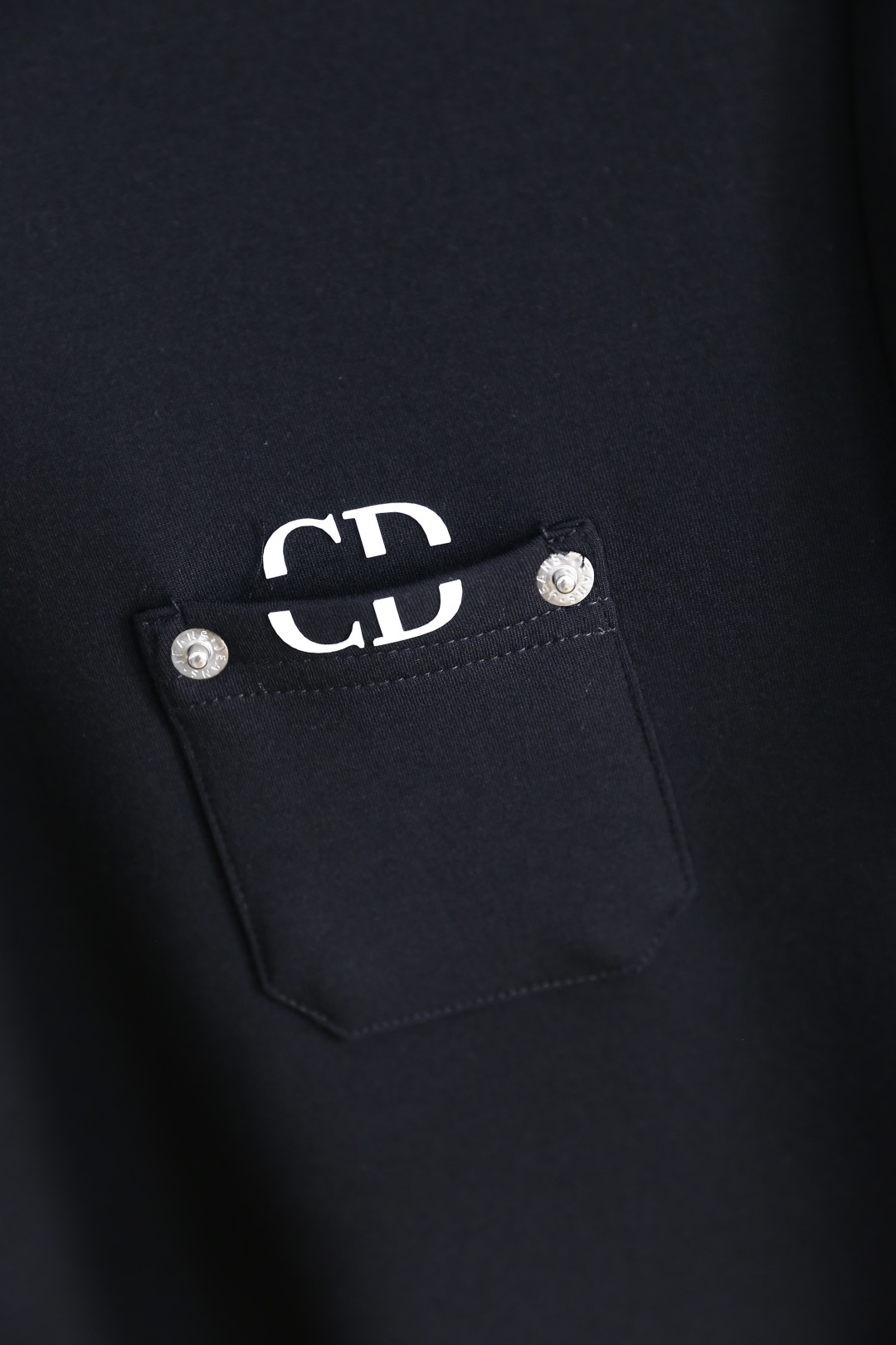 🔥迪奥/Christian Di*r.2025秋季新款！时尚男士圆领短袖🍃采用进口舒适莫代尔棉面料👍衣橱