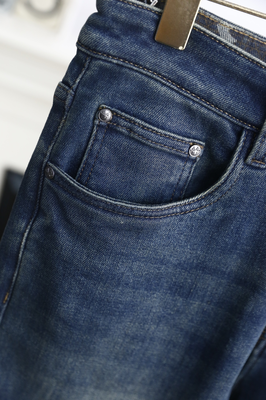 🔥迪奥/Christian Di*r.2025秋季新品原单高端男士牛仔裤！奢华经典品牌LOGO配饰 身穿