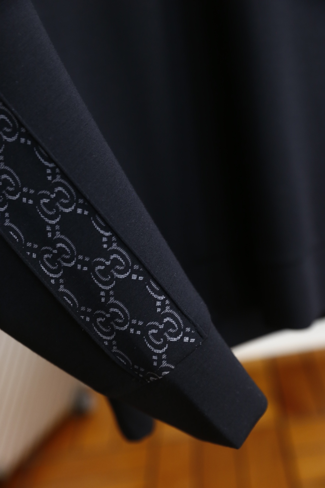 🔥Gucci/古驰.2025秋季新款！时尚男士圆领卫衣👍G家是意大利著名的奢侈品牌，以其高端的设计、精湛