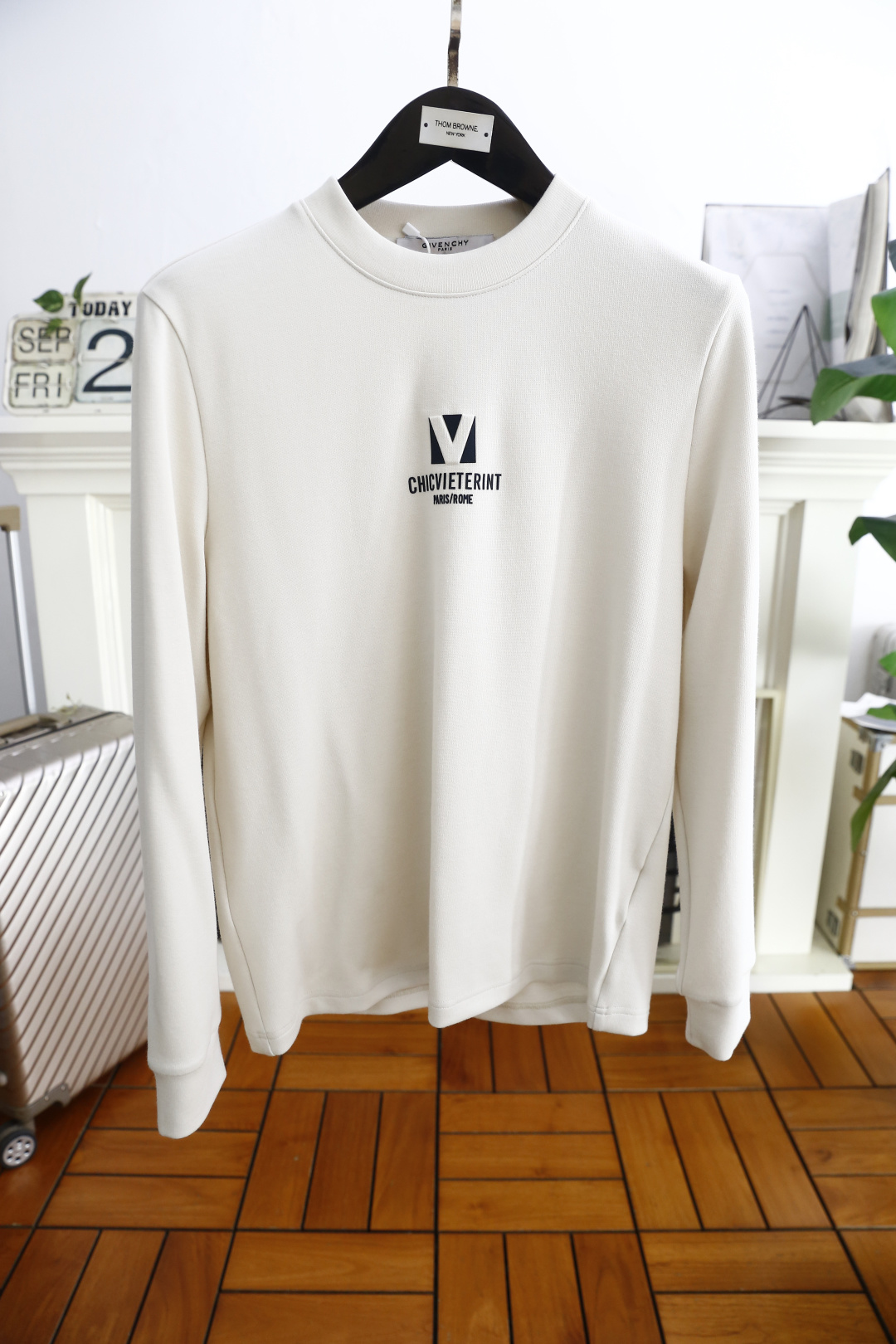 🔥纪梵*/Given*hy.2025秋季新品！时尚男士长袖圆领上衣！采用舒适棉面料👍质感平整顺滑，风格偏