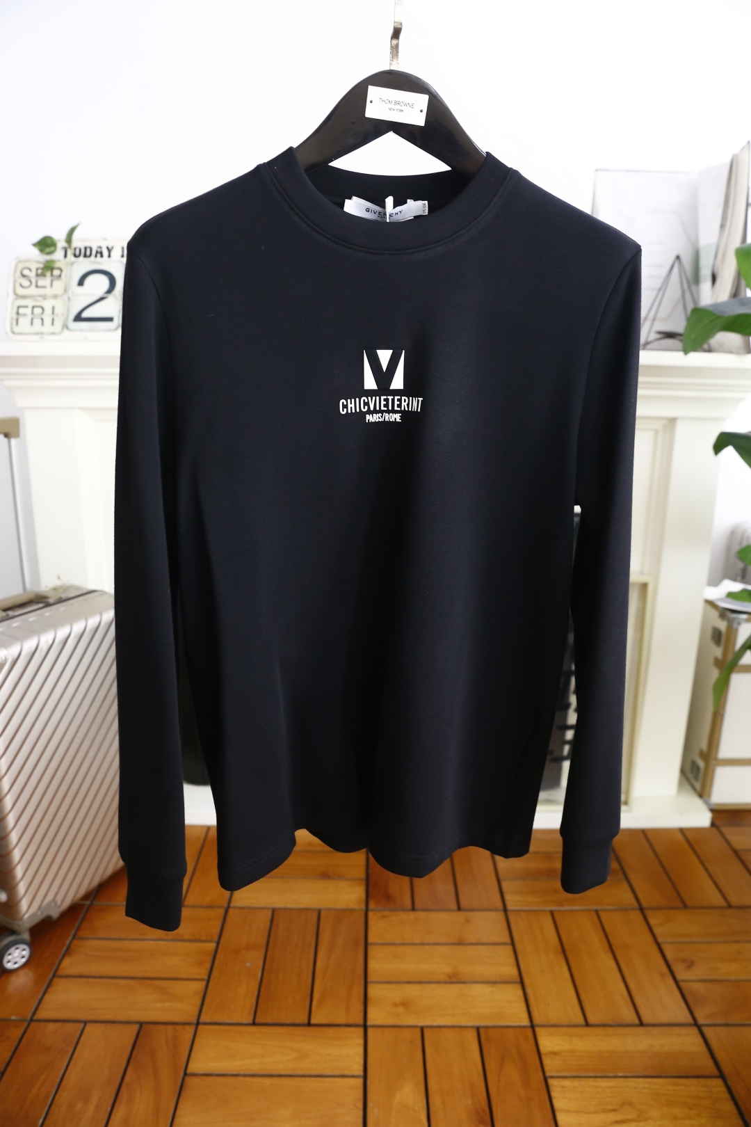 🔥纪梵*/Given*hy.2025秋季新品！时尚男士长袖圆领上衣！采用舒适棉面料👍质感平整顺滑，风格偏