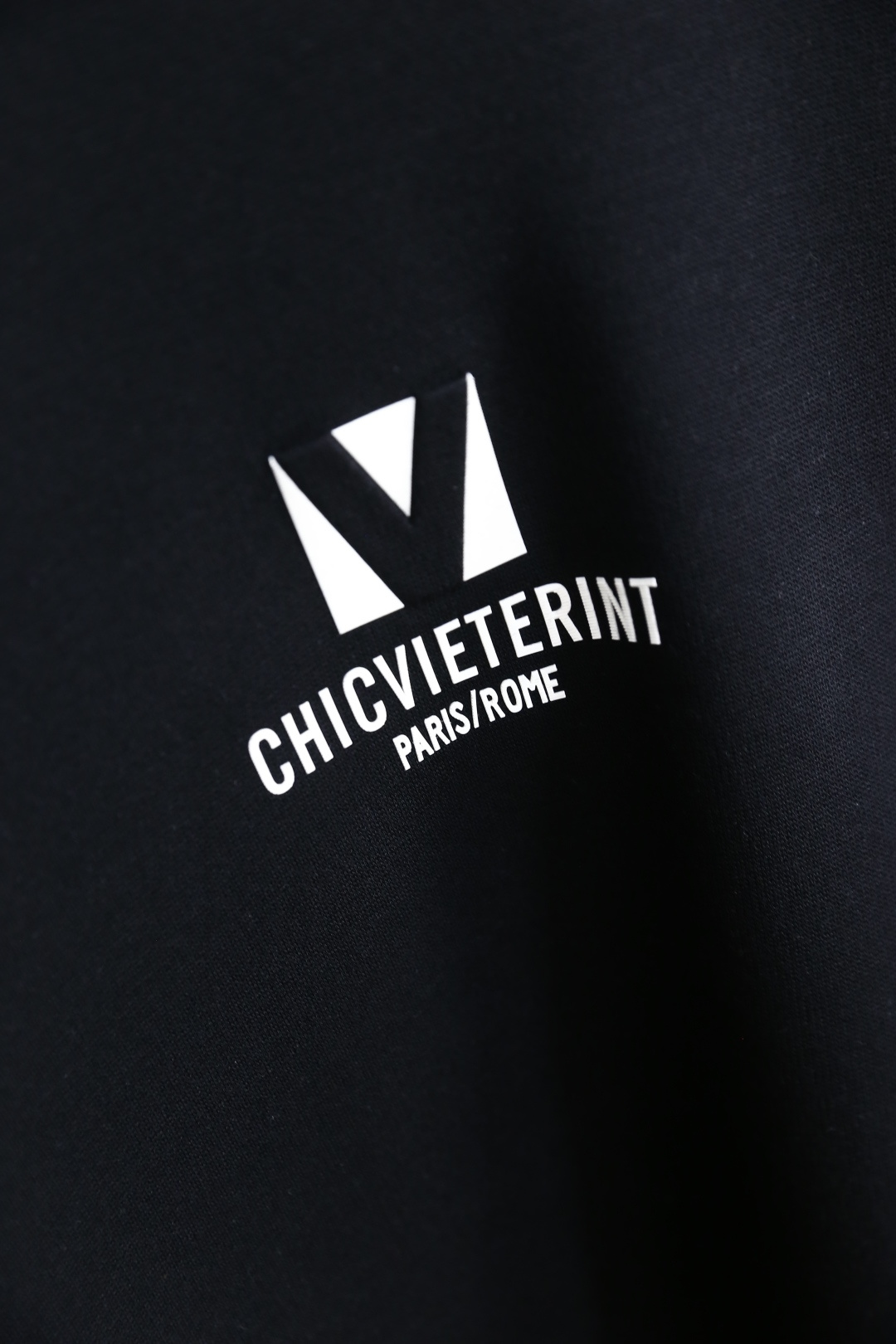 🔥纪梵*/Given*hy.2025秋季新品！时尚男士长袖圆领上衣！采用舒适棉面料👍质感平整顺滑，风格偏