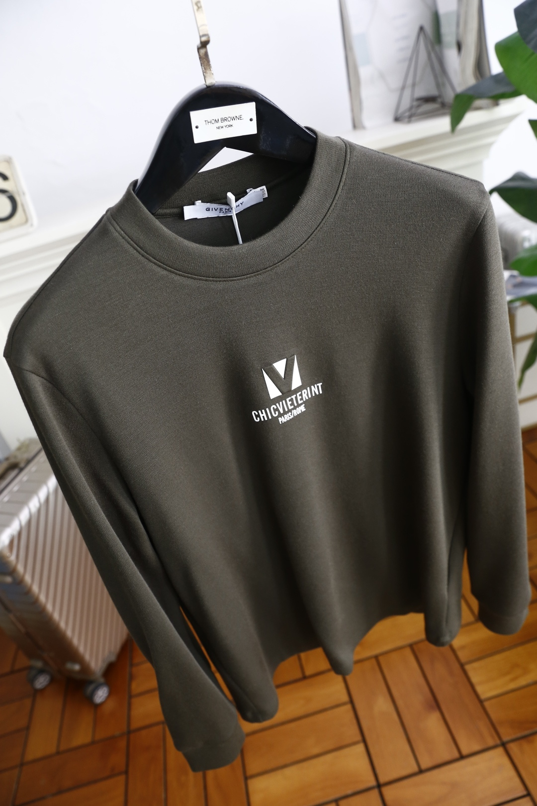 🔥纪梵*/Given*hy.2025秋季新品！时尚男士长袖圆领上衣！采用舒适棉面料👍质感平整顺滑，风格偏