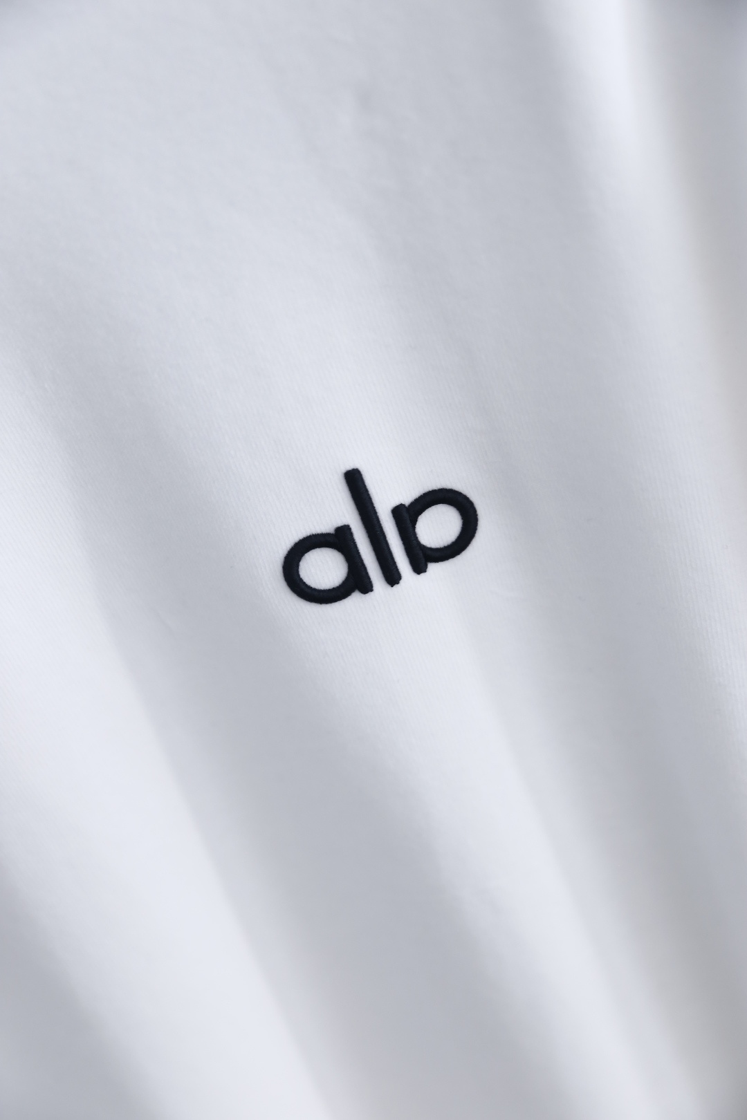 🔥alo.2025秋季新品男士套头卫衣！奢华经典定制字母LOGO搭配👍🏼采用高档顶级🔝面料，舒适保暖极佳