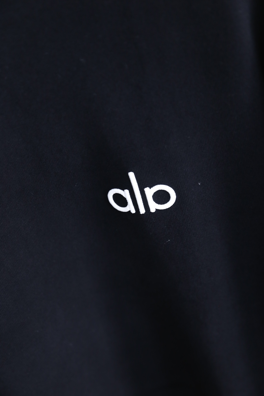 🔥alo.2025秋季新品男士套头卫衣！奢华经典定制字母LOGO搭配👍🏼采用高档顶级🔝面料，舒适保暖极佳